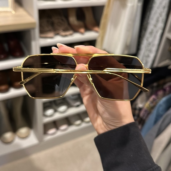 Authentic Bottega Veneta BV1012S Gold/Brown sunglasses - Picture 2 of 6